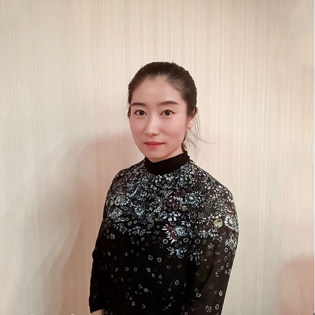 美术老师——王聪慧