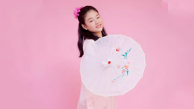 谷雨——邻家有女初长成